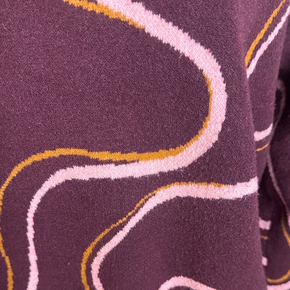 Nine West Maroon Sweater with Pink and Gold Swirls - Picture 4 of 8
